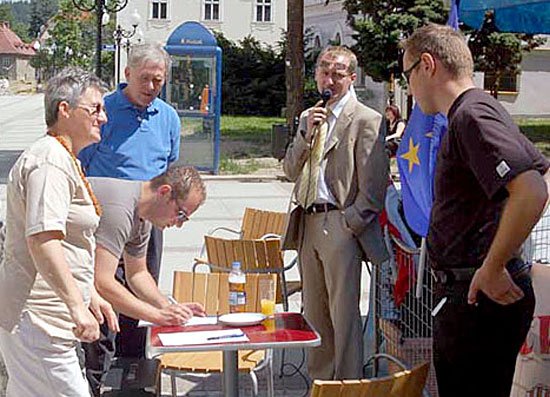 Wiosną członkowie SMC zbierali wśród mieszkańców uzdrowiska podpisy pod petycją.