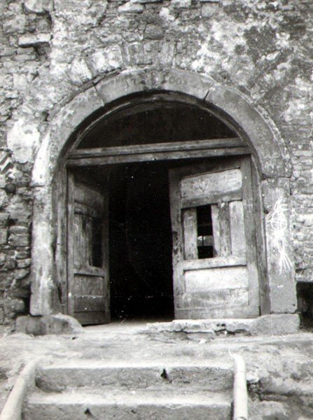 uliczna-historia-cykliczna-na-tyach-rynku-37340