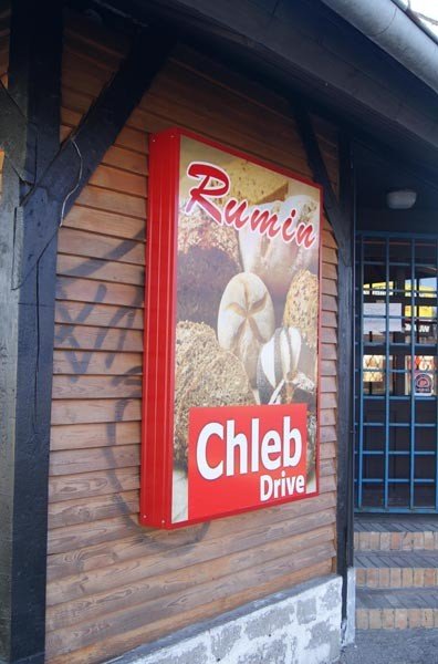 chleb-i-bueczki-dla-samochodziarzy-37344
