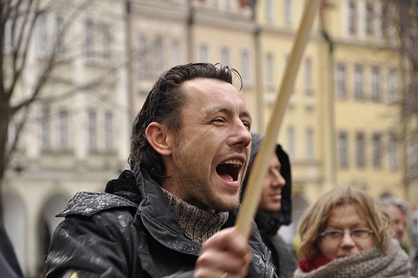 kampania-uranowa-bomba-zegarowa-po-demonstracji-37464