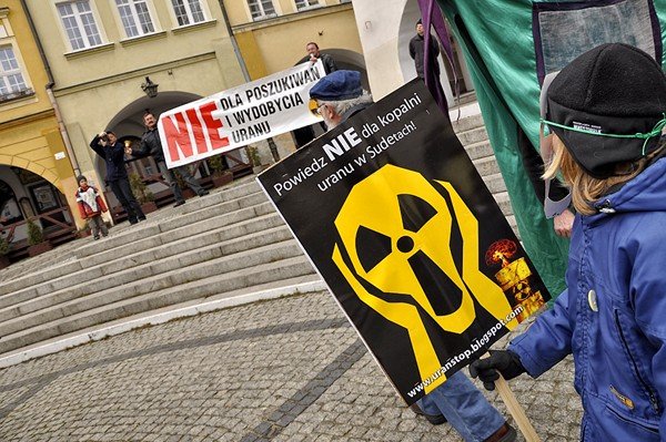 kampania-uranowa-bomba-zegarowa-po-demonstracji-37464