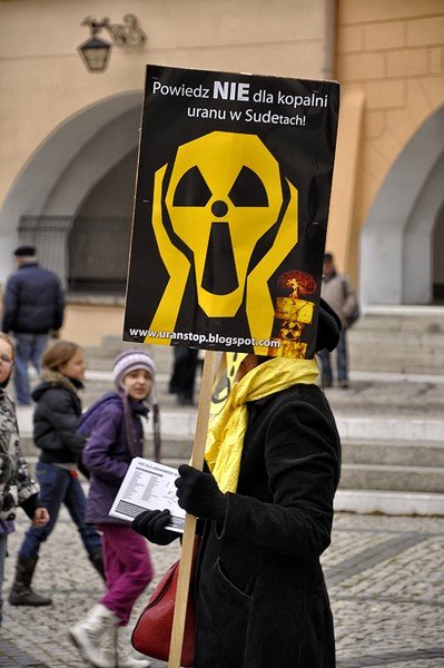 kampania-uranowa-bomba-zegarowa-po-demonstracji-37464
