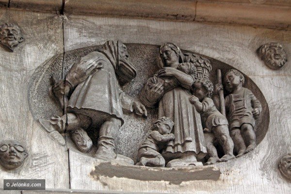 uliczna-historia-cykliczna-woko-poczty-37479