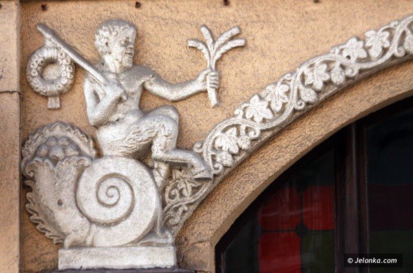 uliczna-historia-cykliczna-woko-poczty-37479