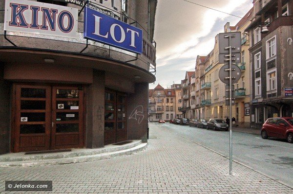 uliczna-historia-cykliczna-woko-poczty-37479