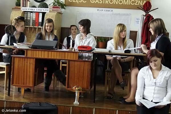 czesc-gastronomiczna-uroczyscie-otwarta-w-handlowce-37520