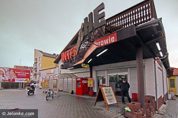 Jeszcze Intermarché, a wkrótce....? Dodajmy, że w sąsiedztwie niebawem swoje progi otworzy kolejny market Dino.