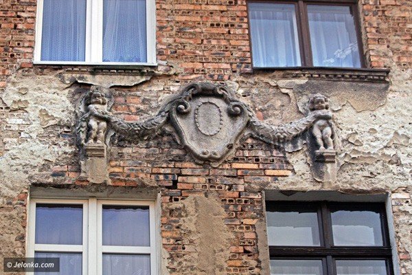 uliczna-historia-cykliczna-w-cieniu-traktu-srodmiejskiego-37599