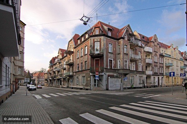 uliczna-historia-cykliczna-w-cieniu-traktu-srodmiejskiego-37599