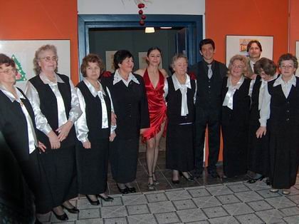 Spotkanie zakończyła wspólna pamiątkowa fotografia.