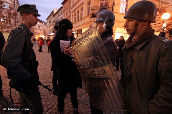 paowanie-za-solidarnosc-na-srodmiejskim-trakcie-37627