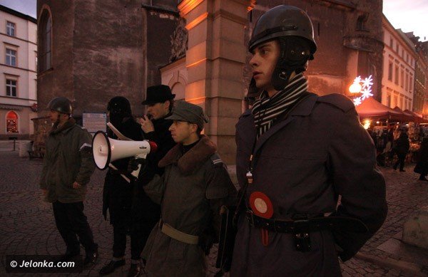 paowanie-za-solidarnosc-na-srodmiejskim-trakcie-37627