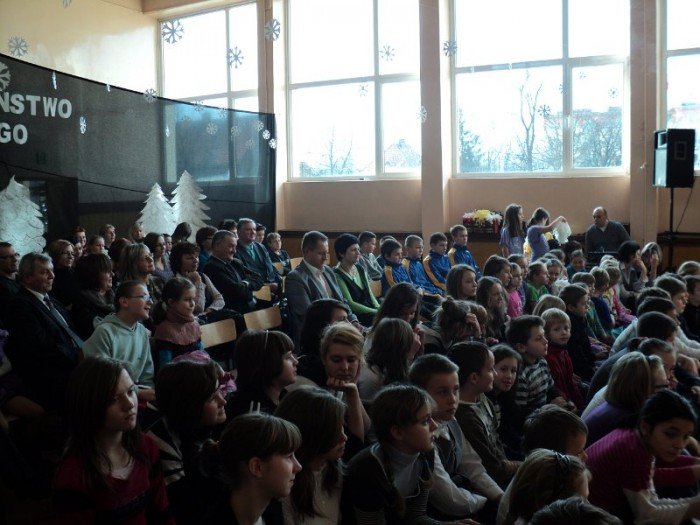 otwarli-boisko-przy-sp8-37714