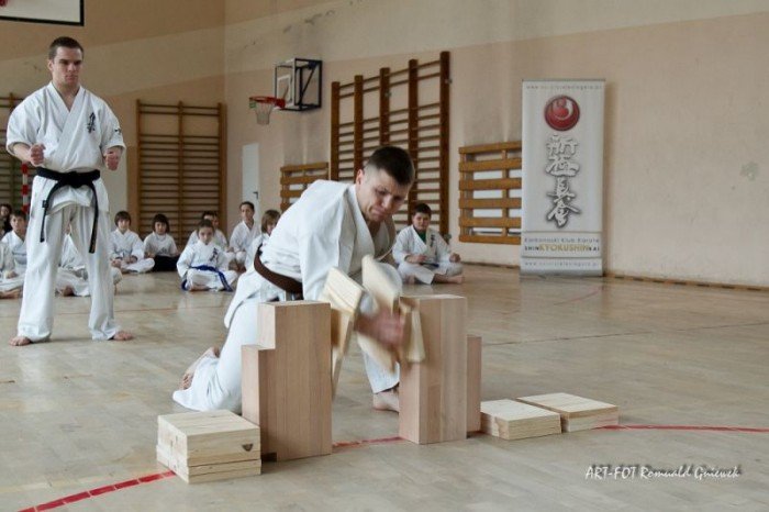 prezes-polskiej-organizacji-shinkyokushinkai-z-wizyta-w-jeleniej-gorze-37718