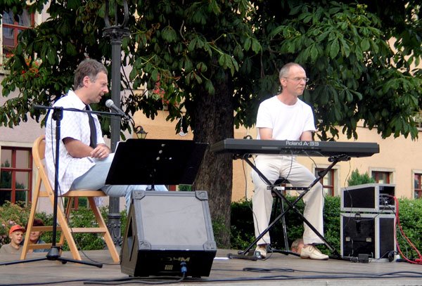 Muzycy przygrywali na rozpoczęcie