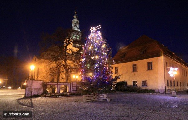 swiateczna-jelenia-gora-iluminowana-konkurs-trwa-37765