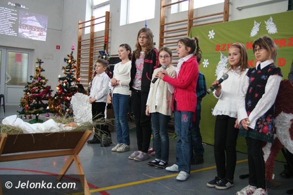 dwustu-osiemdziesieciu-uczniow-koledowao-w-trzynastce-37789