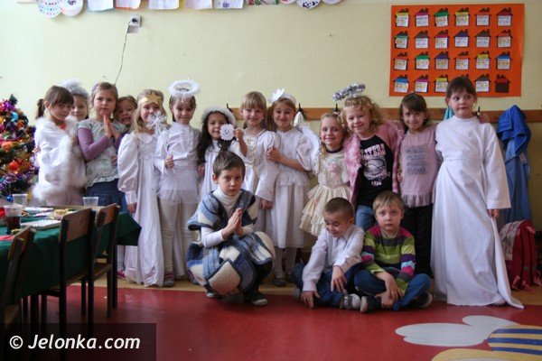 dwustu-osiemdziesieciu-uczniow-koledowao-w-trzynastce-37789