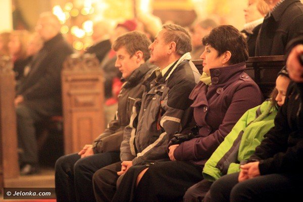by-bog-sie-narodzi-w-nas-po-pasterce-w-bazylice-37818