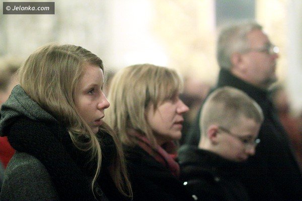 by-bog-sie-narodzi-w-nas-po-pasterce-w-bazylice-37818