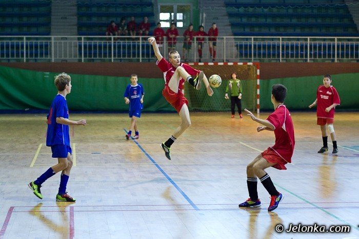 kks-wygrywa-swiatecznonoworoczny-turniej-trampkarzy-foto-37846