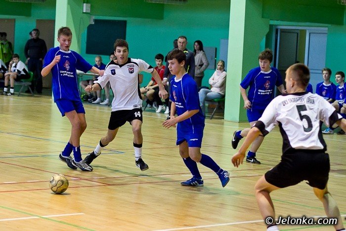 kks-wygrywa-swiatecznonoworoczny-turniej-trampkarzy-foto-37846
