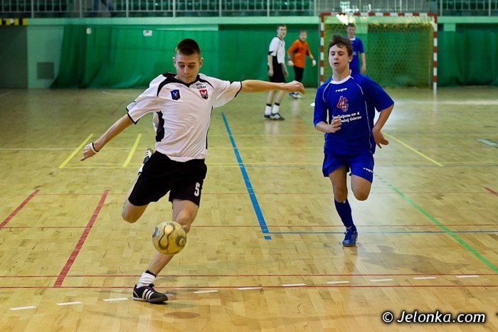 kks-wygrywa-swiatecznonoworoczny-turniej-trampkarzy-foto-37846