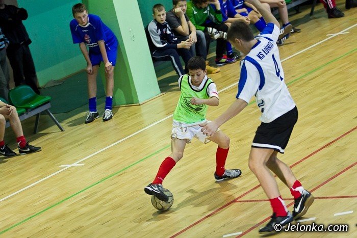 kks-wygrywa-swiatecznonoworoczny-turniej-trampkarzy-foto-37846