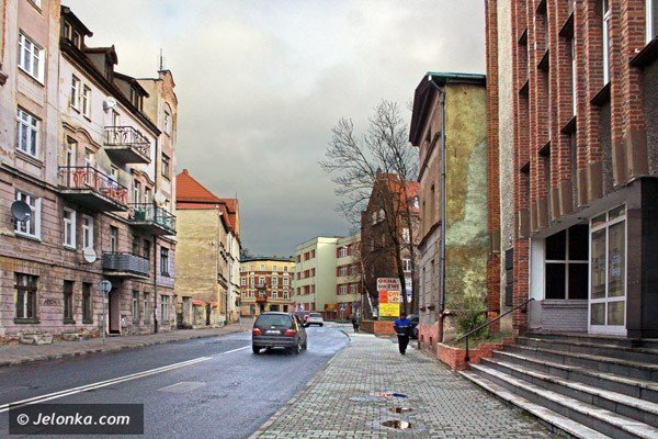 uliczna-historia-cykliczna-w-melanzu-epok-37922