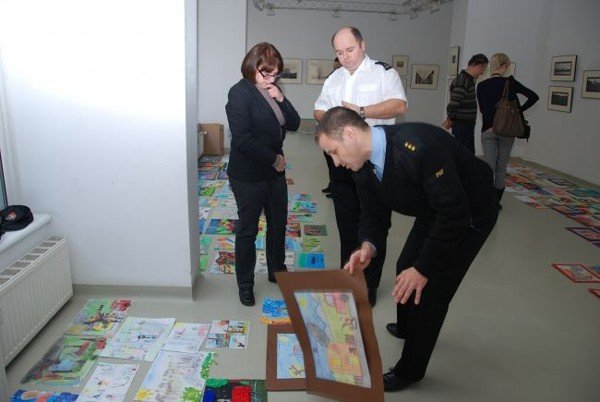 wykazali-sie-fantazja-w-plastycznych-wyobrazeniach-o-pracy-strazakow-37934