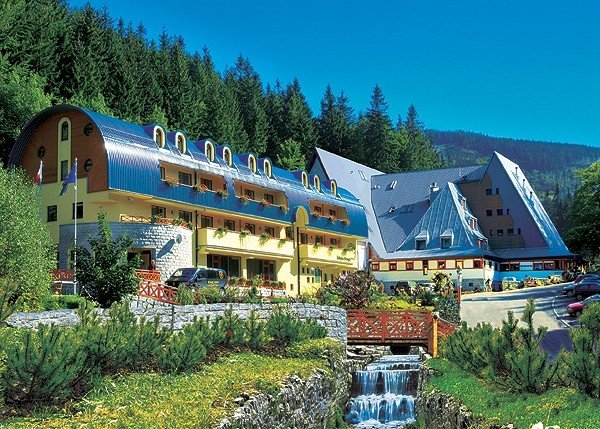 laureaci-best-hotel-award-2011-z-powiatu-jeleniogorskiego-37936