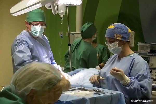 ruszyy-zabiegi-operacyjne-w-kcm-clinic-37969