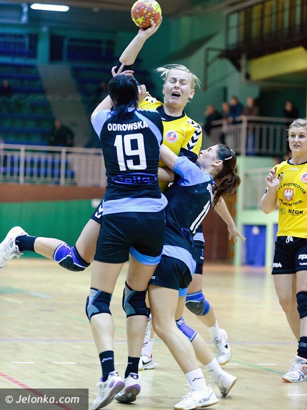 udana-inauguracja-roku-w-wykonaniu-kpru-piotrcovia-odprawiona-z-kwitkiem-foto-38009