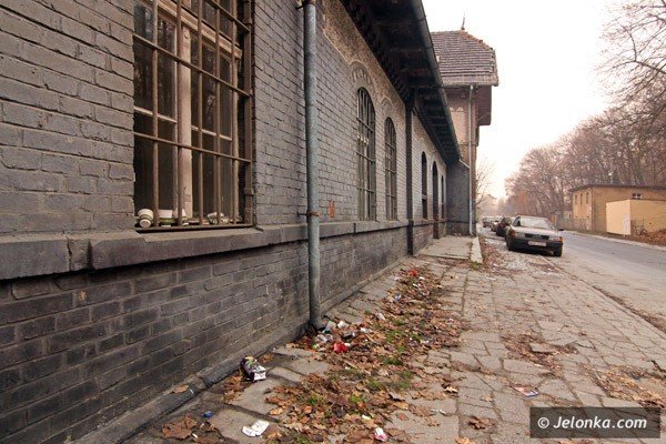 brudno-i-brzydko-przy-dworcu-gownym-38079