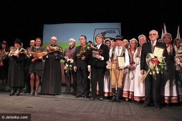 umacniali-relacje-mowili-o-prestizu-miasta-w-teatrze-im-norwida-38089