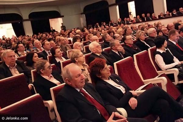 umacniali-relacje-mowili-o-prestizu-miasta-w-teatrze-im-norwida-38089