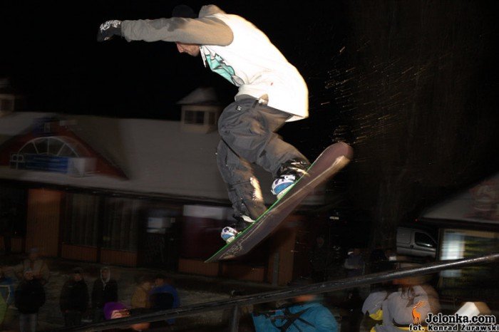 skoki-na-desce-w-blasku-swiata-38135