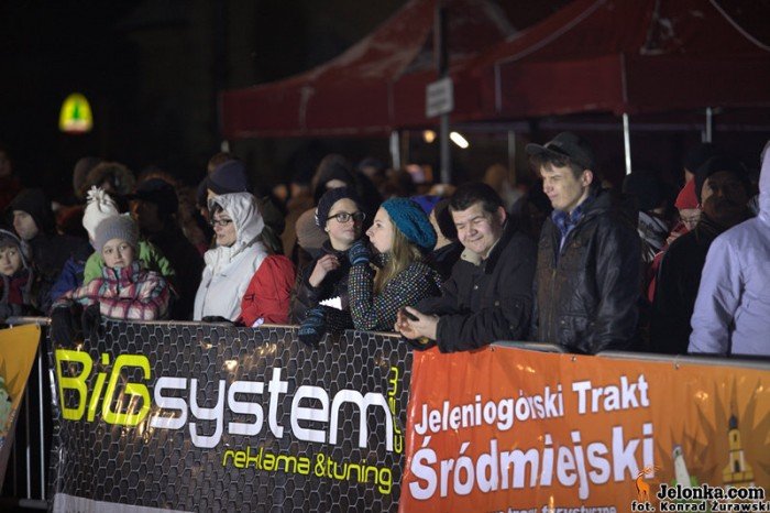 skoki-na-desce-w-blasku-swiata-38135