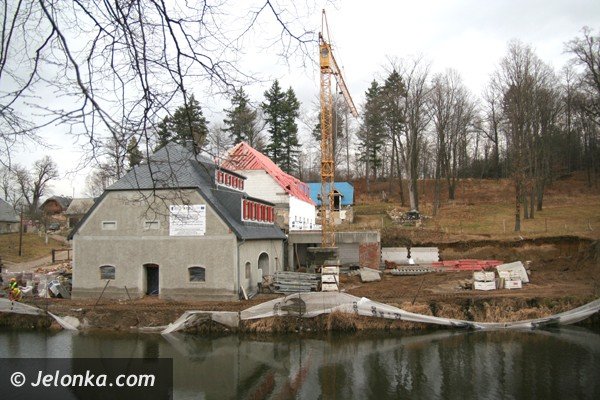 centrum-sztuki-i-basen-w-staniszowie-w-xviiiwiecznym-folwarku-38147