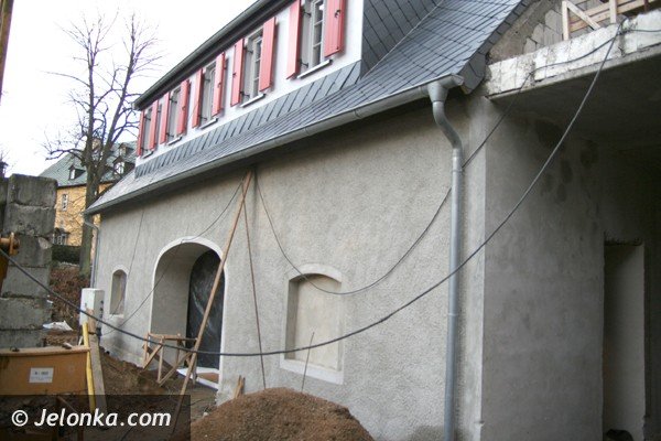 centrum-sztuki-i-basen-w-staniszowie-w-xviiiwiecznym-folwarku-38147