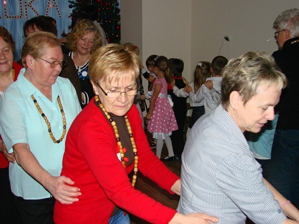 babciom-i-dziadkom-wnuczeta-juz-zyczyy-najlepszego-38217