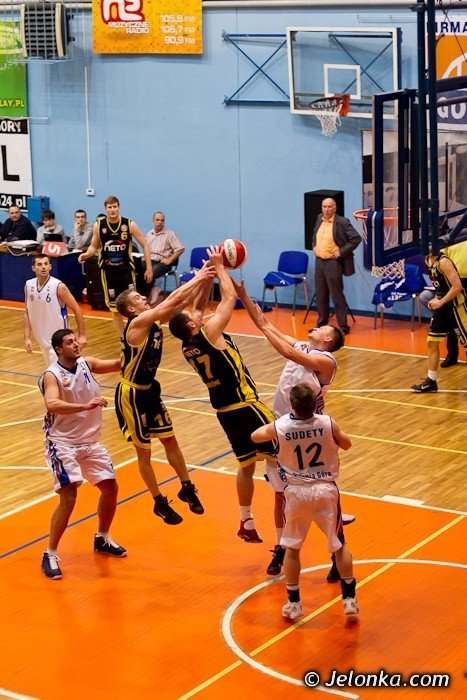 wymeczone-zwyciestwo-lidera-foto-38238