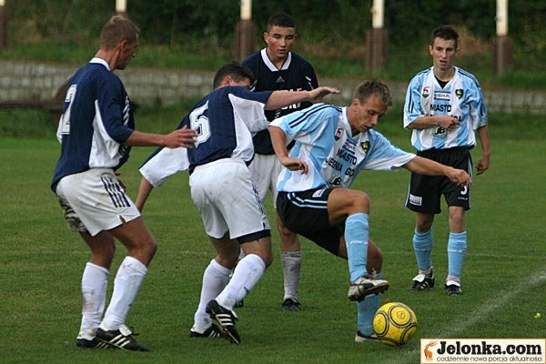 lider-ponownie-pokaza-charakter-3824