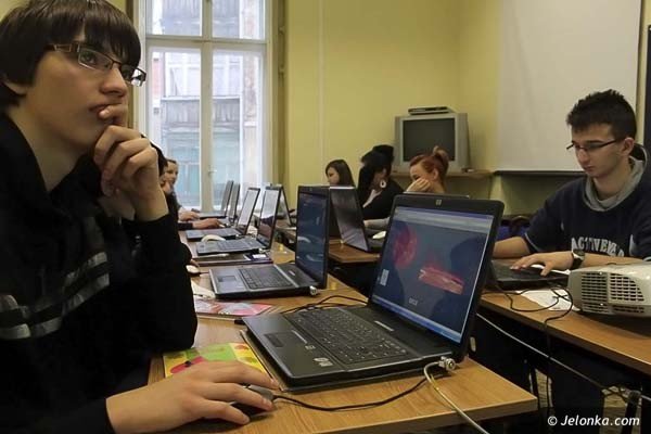 poznaja-tajniki-html-w-ramach-kursow-w-pckk-38278