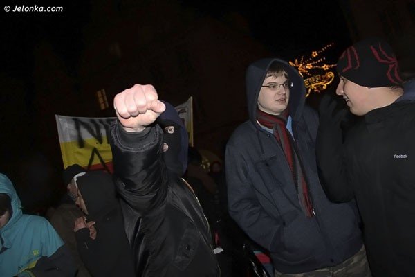 acta-do-kosza-rzad-do-wymiany-protestowali-przeciw-ograniczeniu-swobody-w-sieci-38304