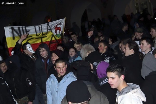 acta-do-kosza-rzad-do-wymiany-protestowali-przeciw-ograniczeniu-swobody-w-sieci-38304