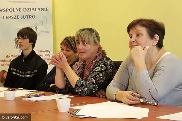 spotkali-sie-z-psychologia-i-rekodzieem-w-mops-38360
