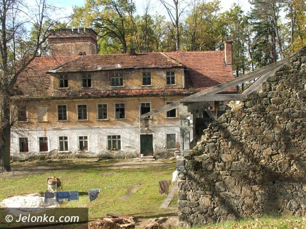 romantyczna-ruina-jak-z-filmow-grozy-38362