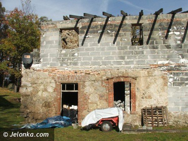 romantyczna-ruina-jak-z-filmow-grozy-38362