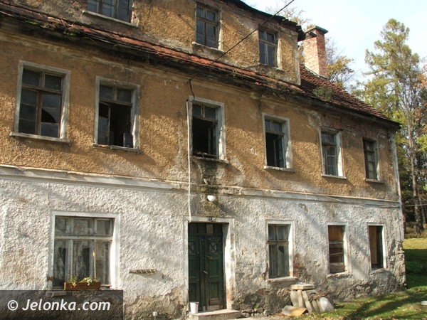 romantyczna-ruina-jak-z-filmow-grozy-38362